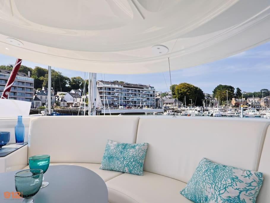Anthenea Suite Hoteliere Flottante เปโรส กีเรค ภายนอก รูปภาพ